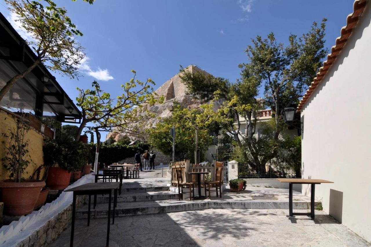 Historic Plaka Apartments Athens Exterior photo